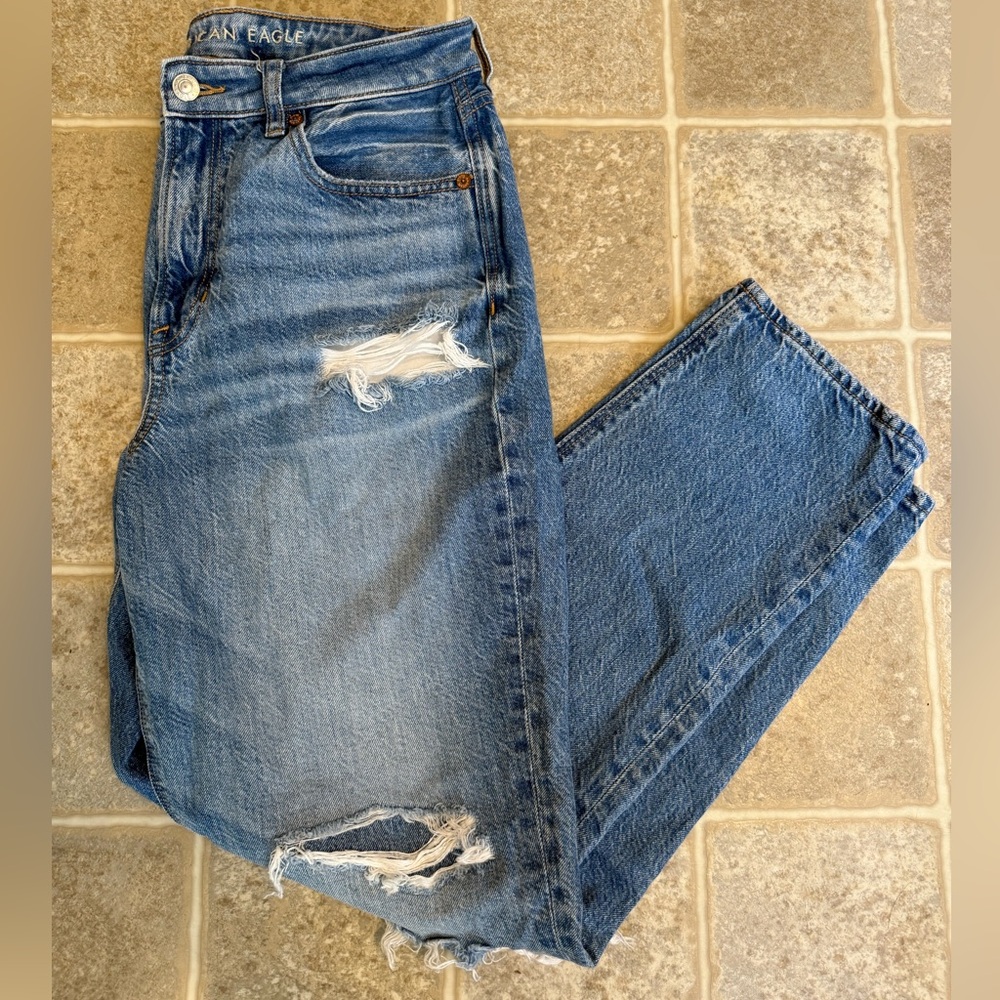 American Eagle Outfitters Blue Mom Jeans Distressed
